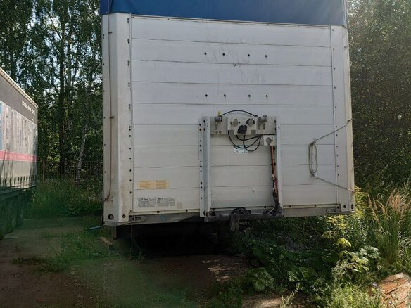 2006 Schmitz Cargobull S01, чёрный