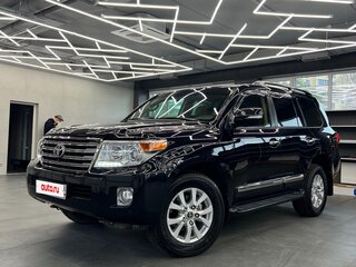 2013 Toyota Land Cruiser 200 Series Рестайлинг 1, чёрный, 5000000 рублей, вид 1