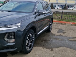 2019 Hyundai Santa Fe IV, серый, 3350000 рублей, вид 2