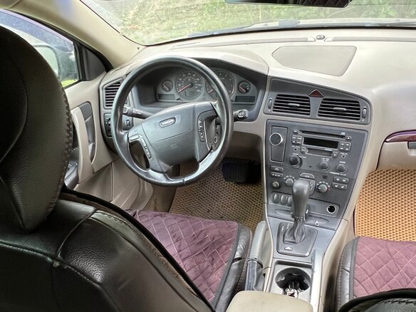 2000 Volvo V70 II, серый, 630000 рублей - вид 6