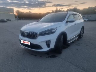 2018 Kia Sorento III Prime Рестайлинг, белый, 3300000 рублей, вид 3