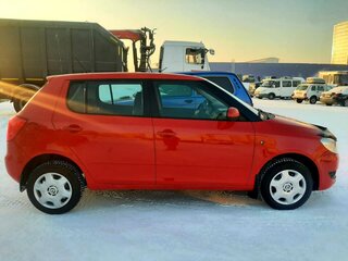 2013 Skoda Fabia II Рестайлинг, красный, 300000 рублей, вид 5