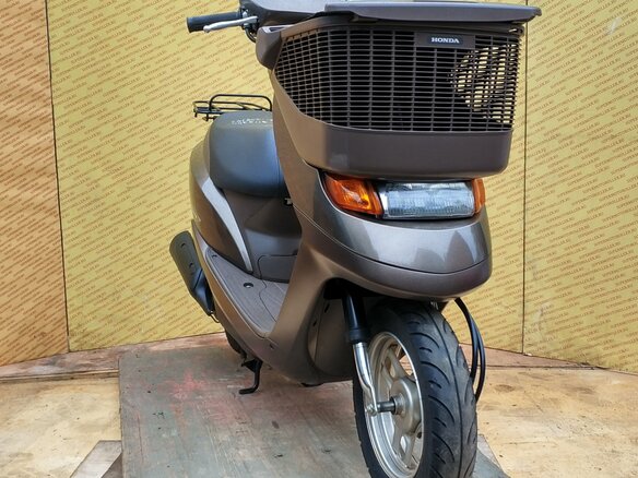 2017 Honda Dio, коричневый - вид 2