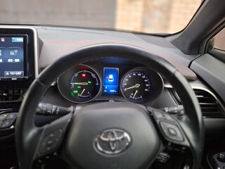 2017 Toyota C-HR I, серебристый, 1899000 рублей, вид 3