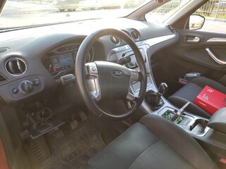 2008 Ford S-MAX I, красный, 830000 рублей, вид 5