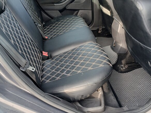 2011 Ford Focus III, коричневый, 1000000 рублей - вид 18
