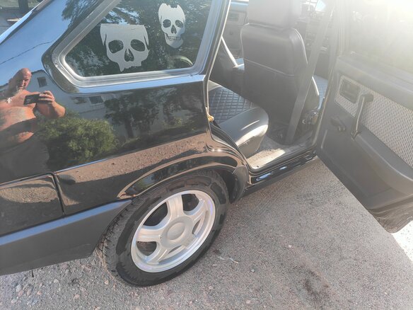 2004 Lada (ВАЗ) 21093i, чёрный, 390000 рублей - вид 16