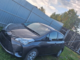 2019 Toyota Vitz III (XP130) Рестайлинг 2, серый, 1250000 рублей, вид 3