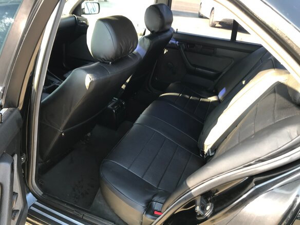1992 BMW 5 серии 525i III (E34), чёрный - вид 7