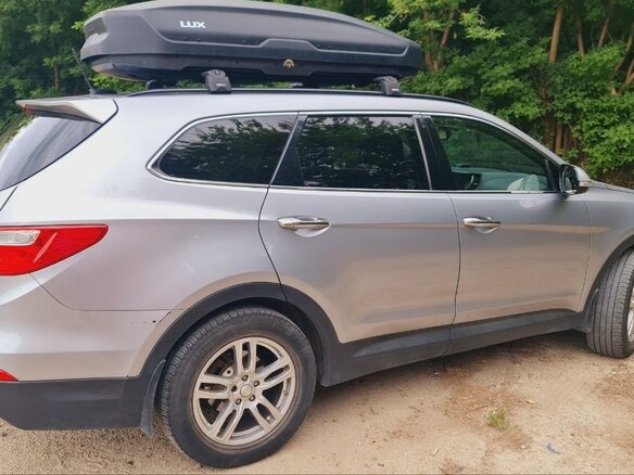 2013 Hyundai Santa Fe Grand III, серый, 2400000 рублей - вид 1