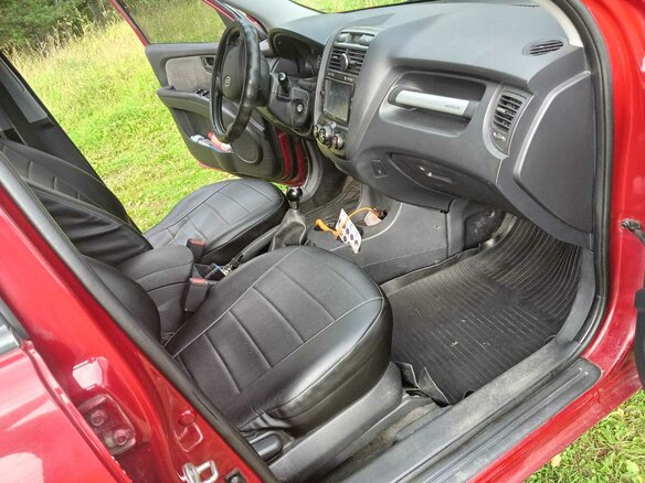 2008 Kia Sportage II, красный, 1350000 рублей - вид 5