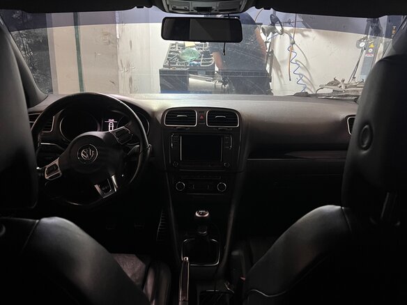 2011 Volkswagen Golf GTI VI, синий, 1060000 рублей - вид 14