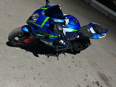 2008 Suzuki GSX-R 1000, синий, 1000000 рублей, вид 2