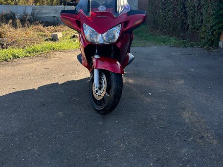 2002 Honda ST 1300, красный, 700000 рублей, вид 4