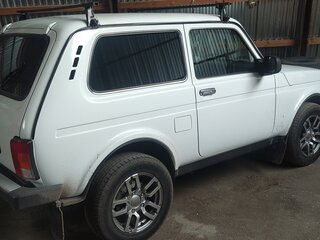 2015 Lada (ВАЗ) 2121 (4x4) I Рестайлинг, белый, 590000 рублей, вид 1