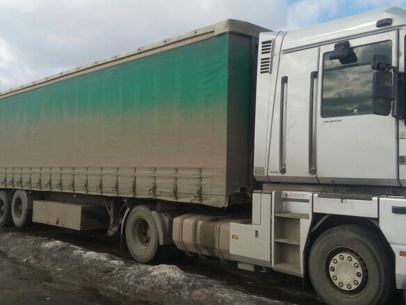 2002 Renault Magnum, серебристый, 1500000 рублей - вид 1