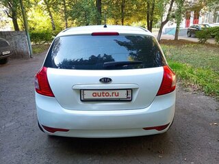 2012 Kia Ceed I Рестайлинг, белый, 830000 рублей, вид 3