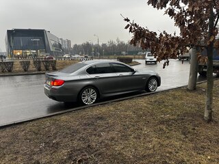 2015 BMW 5 серии 530d xDrive VI (F10/F11/F07) Рестайлинг, серый, 3000000 рублей, вид 3