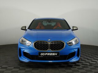 2021 BMW 1 серии M135i xDrive III (F40), синий, 3699000 рублей, вид 3