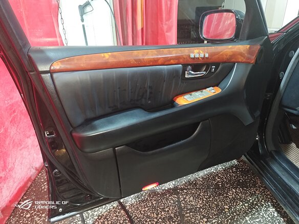 2003 Lexus LS 430 III Рестайлинг, чёрный, 1300000 рублей - вид 20