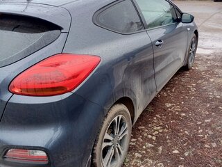 2013 Kia Ceed II, синий, 1400000 рублей, вид 4