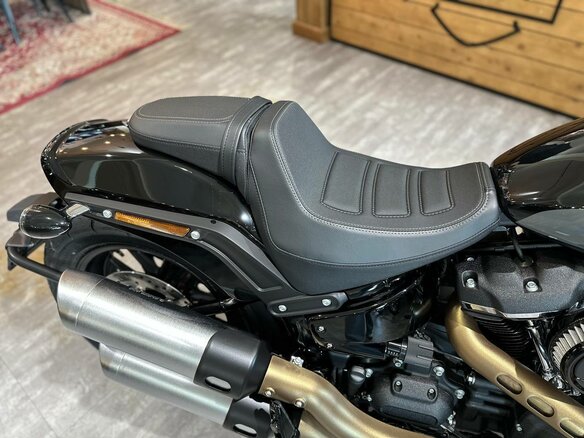 2024 Harley-Davidson Fat Bob, чёрный, 3300000 рублей - вид 15