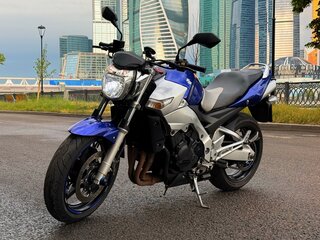 Suzuki GSR 400