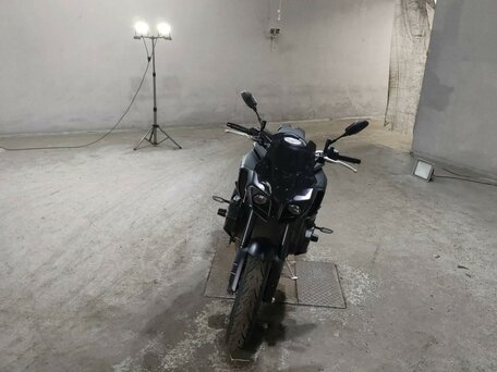 2018 Yamaha MT-10, чёрный, 1199000 рублей, вид 3