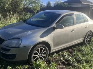 2007 Volkswagen Jetta V, бежевый, 330000 рублей, вид 2