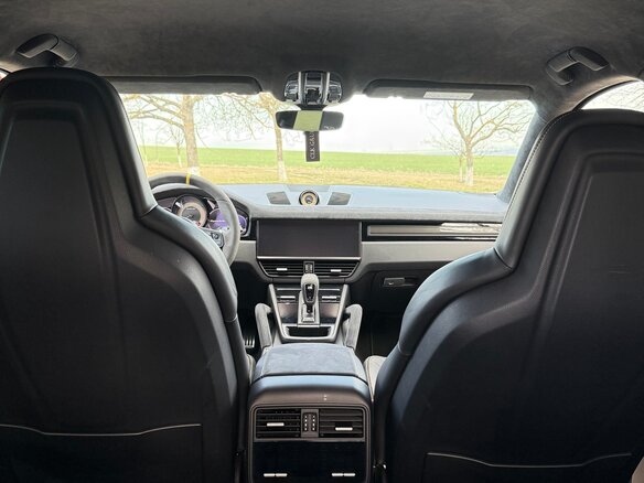 2021 Porsche Cayenne Turbo GT Coupé III, серый, 14000000 рублей - вид 21