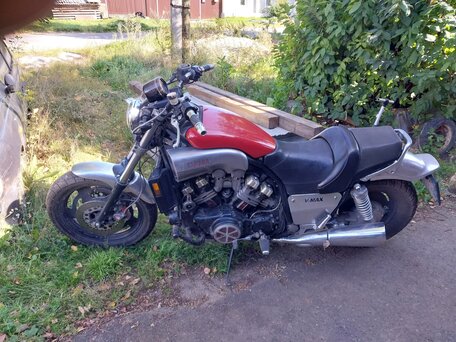 1993 Yamaha V-Max 1200, красный, 400000 рублей, вид 4