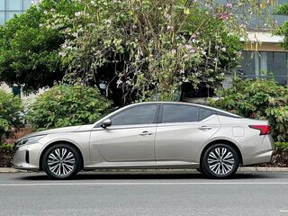 2022 Nissan Altima VI (L34) Рестайлинг, золотистый, 1510000 рублей, вид 3
