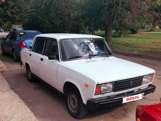 2002 Lada (ВАЗ) 2105, белый, 115000 рублей, вид 2