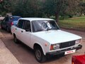 2002 Lada (ВАЗ) 2105, белый, 115000 рублей - вид 1
