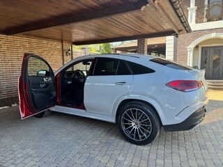 2020 Mercedes-Benz GLE Coupe 350 d II (C167), красный, 8600000 рублей, вид 5