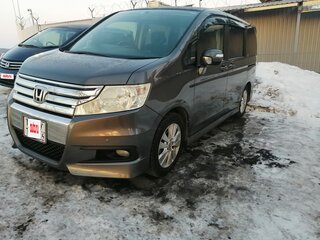2009 Honda Stepwgn Spada IV, серый, 1730000 рублей, вид 1