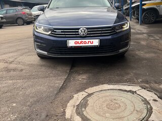 2017 Volkswagen Passat GTE B8, синий, 2300000 рублей, вид 2