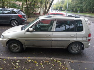1999 Mazda Demio I (DW), серый, 149700 рублей, вид 4