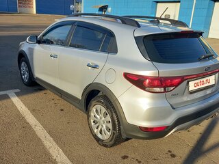2019 Kia Rio X-Line IV, серебристый, 1599000 рублей, вид 2