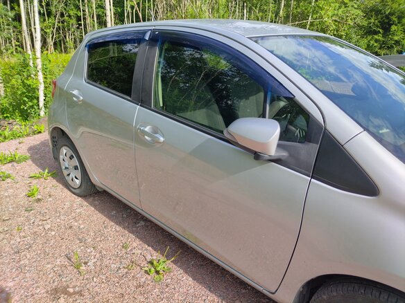 2019 Toyota Vitz III (XP130) Рестайлинг, серый, 860000 рублей - вид 12