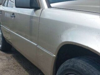 1989 Mercedes-Benz W124 260, золотистый, 245000 рублей, вид 4