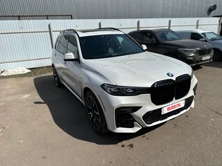 2019 BMW X7 40i I (G07), белый, 7000000 рублей, вид 3