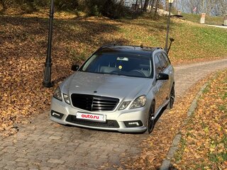 2011 Mercedes-Benz E-Класс 200 7G-Tronic IV (W212, S212, C207), серебристый, 1840000 рублей, вид 3