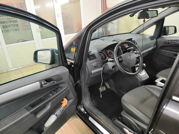 2011 Opel Zafira B Рестайлинг, чёрный - вид 12