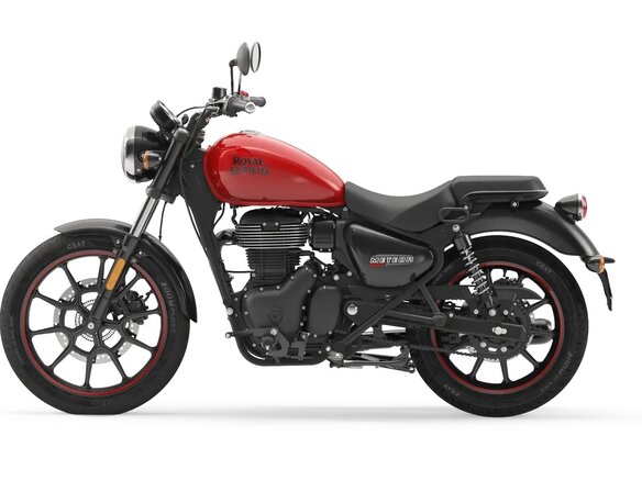 2026 Royal Enfield Meteor, красный, 509000 рублей - вид 2