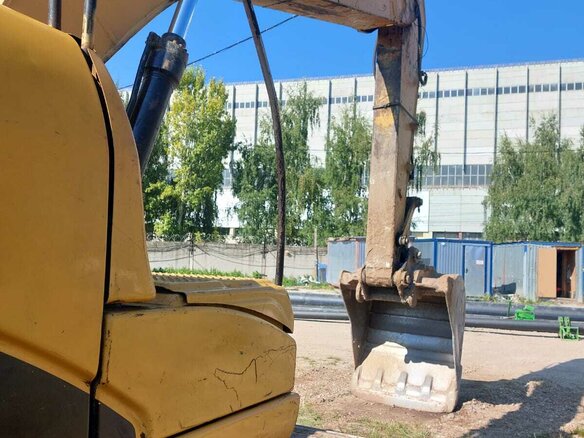 2013 Caterpillar 320D, жёлтый, 4000000 рублей - вид 5