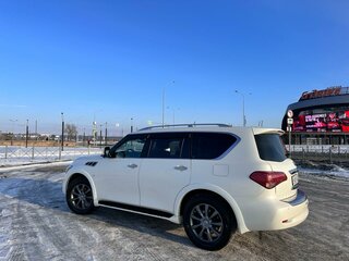2017 Infiniti QX80 I Рестайлинг, белый, 3400000 рублей, вид 5