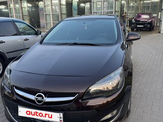 2015 Opel Astra J Рестайлинг, коричневый, 970000 рублей, вид 2