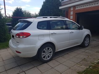 2011 Subaru Tribeca I Рестайлинг, белый, 1800000 рублей, вид 4
