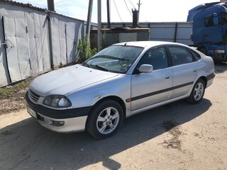 1999 Toyota Avensis I, серебристый, 330000 рублей, вид 2